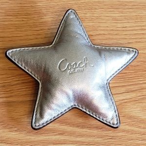NEW COACH LEATHER STAR PAPERWEIGHT